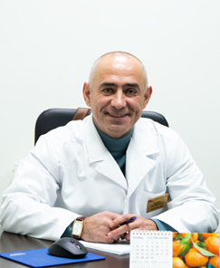 Бицадзе Гия Мерабович, главный врач клиники, гастроэнтеролог, профпатолог в Пушкине